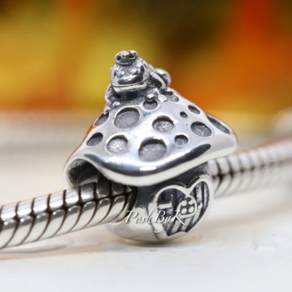 Pandora Mushroom & Frog Charm 798558C00 - Picture 2 of 3